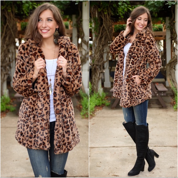 ✨RESTOCKED✨WARM YOU UP LEOPARD PRINT COAT - Picture 3 of 4